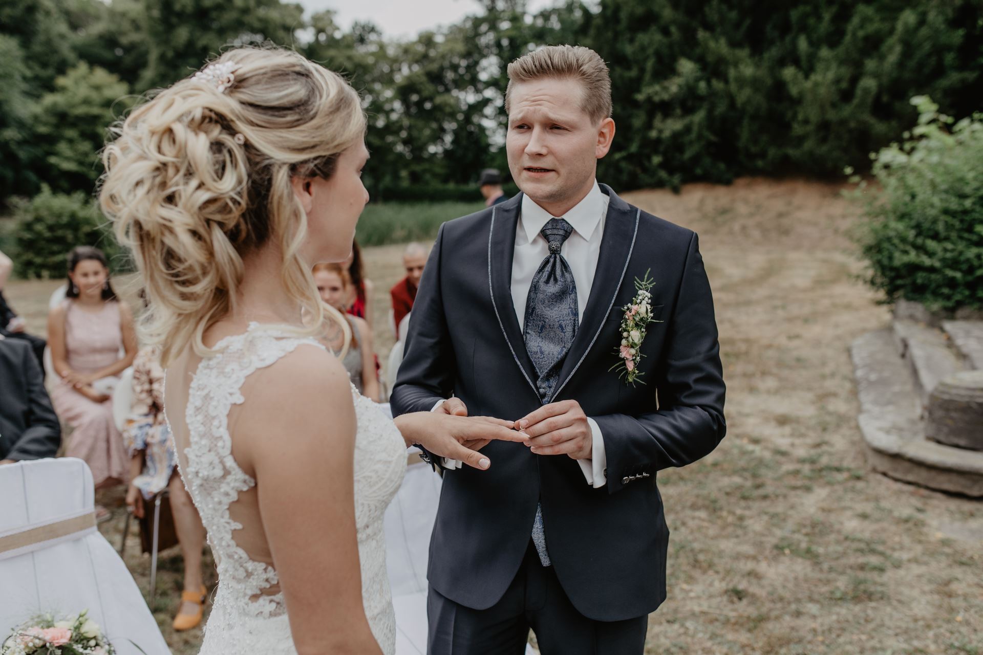 Emotionale Lost-Place-Hochzeit