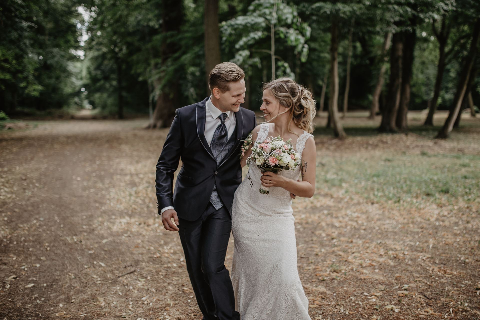 Emotionale Lost-Place-Hochzeit
