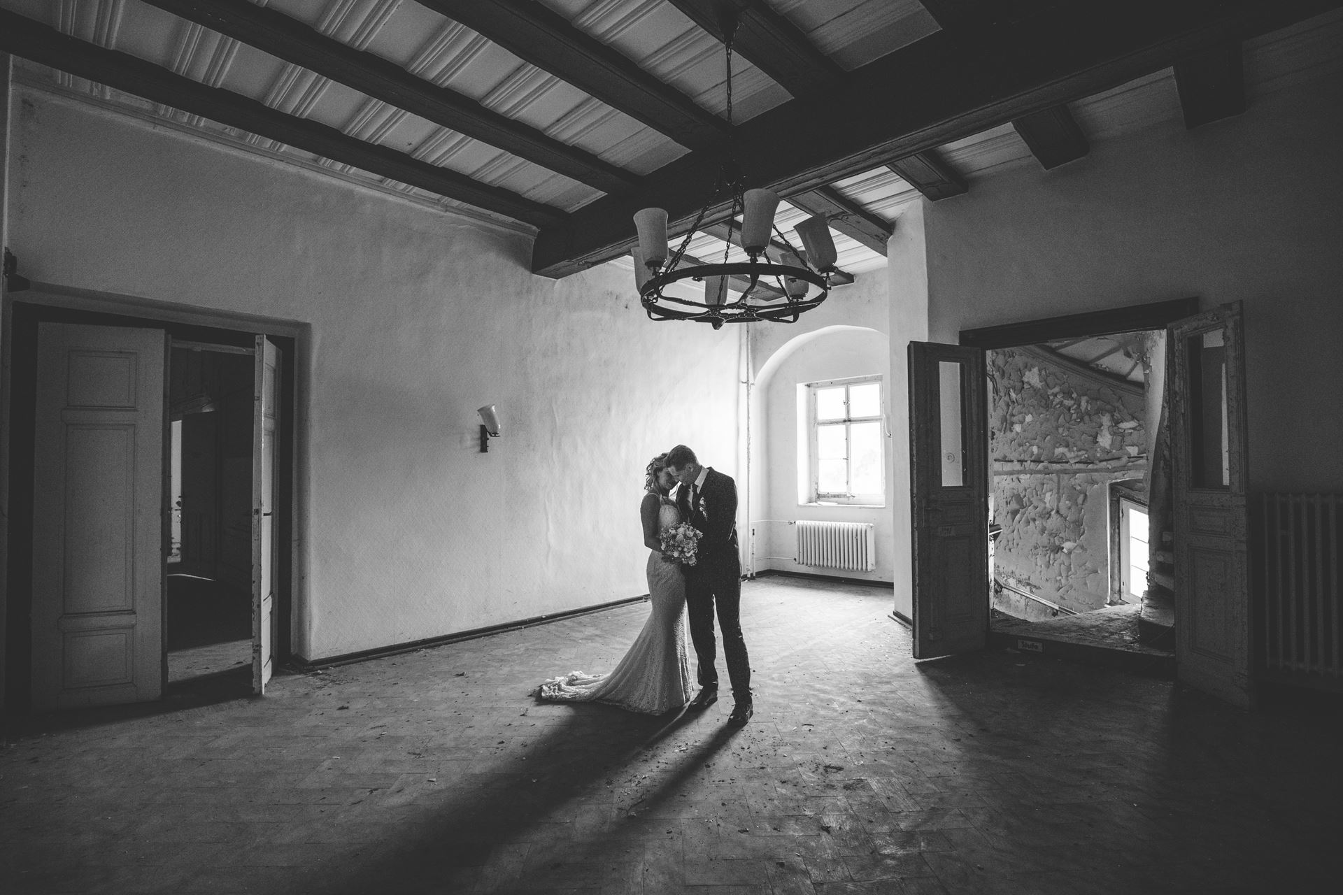 Emotionale Lost-Place-Hochzeit