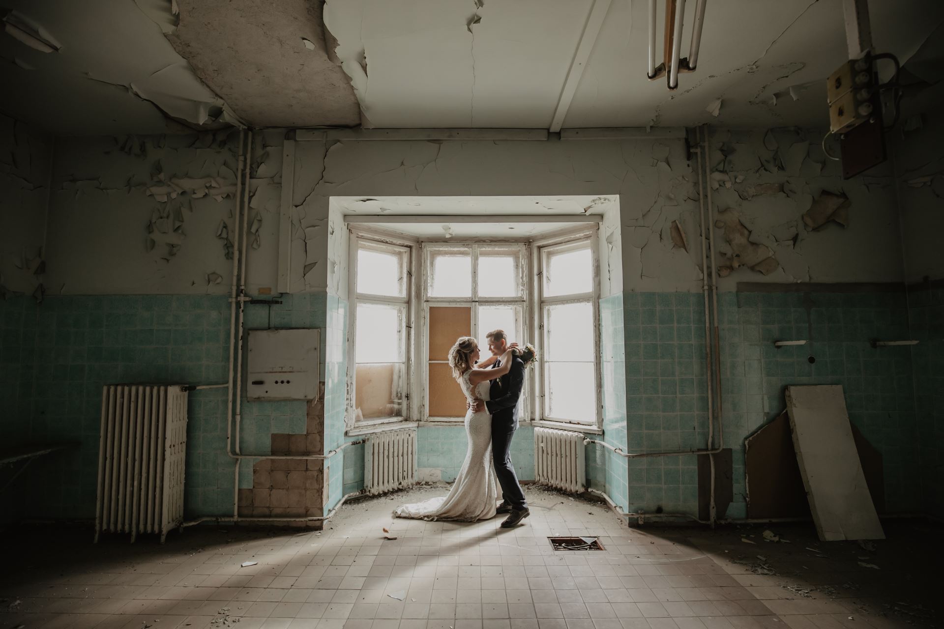 Emotionale Lost-Place-Hochzeit