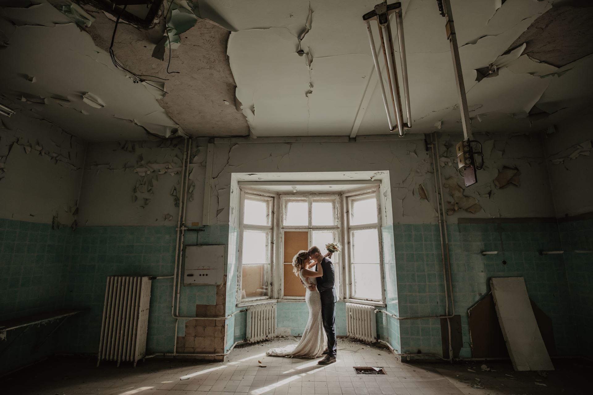 Emotionale Lost-Place-Hochzeit